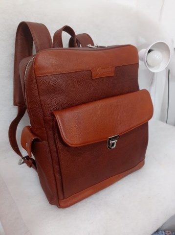 Mochila multiuso de cuero genuino - Marrón